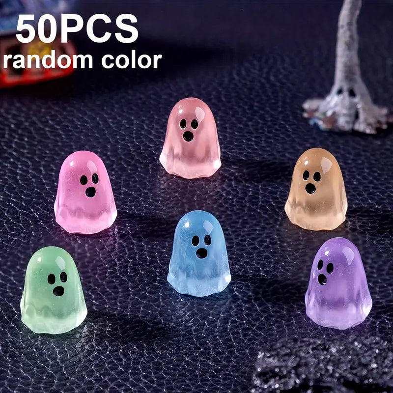 Random Cute Glow-in-the-Dark Ghost Lightweight Figurines, Cute Luminous Halloween Resin Ornaments for DIY Decor & Micro Landscape, Interior Ornaments