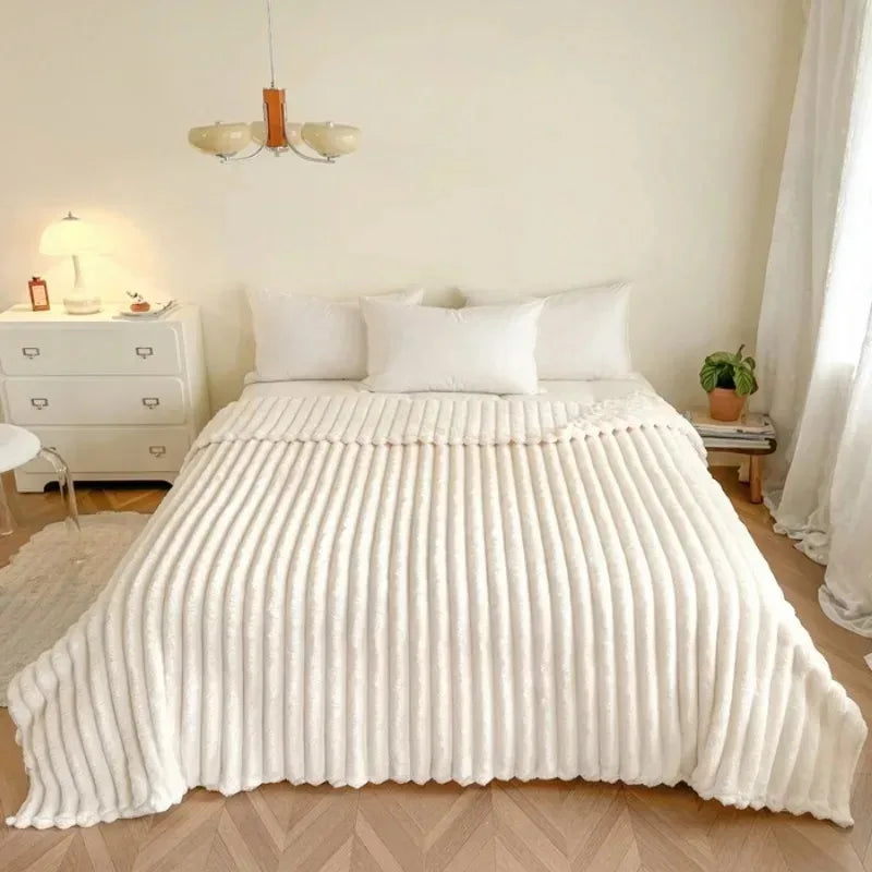 250GSM Ultra Soft & Warm Fluffy Throw Blanket - Cozy Bed Blanket for Winter, Decorative Striped Design Perfect for Nap, Sleep