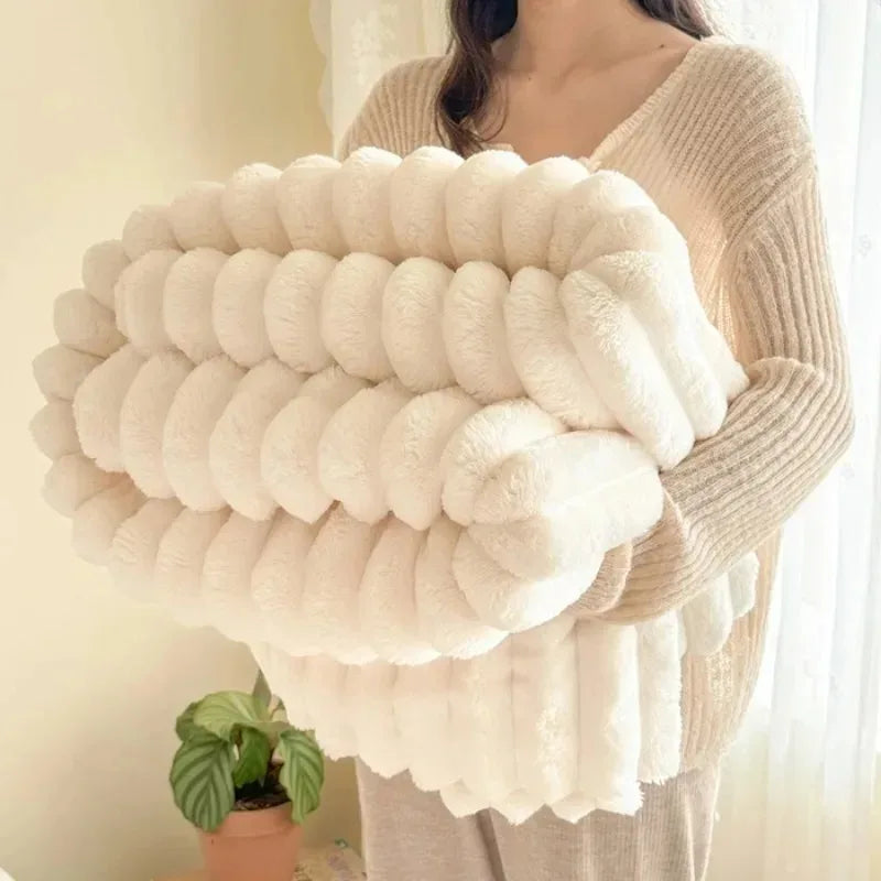 250GSM Ultra Soft & Warm Fluffy Throw Blanket - Cozy Bed Blanket for Winter, Decorative Striped Design Perfect for Nap, Sleep